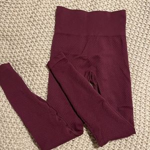 Balance Athletica Energy Pant- Amethyst- Size SMALL